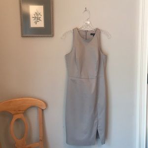 Classic sleeveless dress